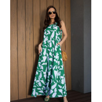 Зеленый длинный сарафан расклешенного кроя