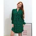 Зелена вільна сукня-сорочка з бавовни