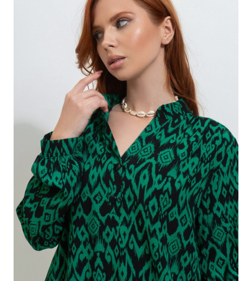 Зеленое свободное платье-рубашка из хлопка