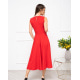 Червона класична сукня без рукавів