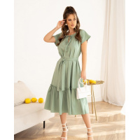 Свободное мятное платье с воланом