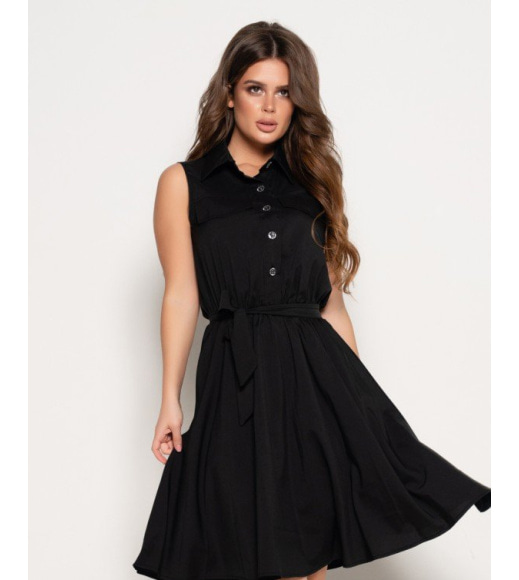 Приталене чорне плаття без рукавів з коміром