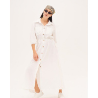 Белое длинное платье-рубашка на пуговицах