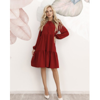 Бордовое платье-трапеция с воланами