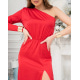 Червона шовкова сукня з асиметричною горловиною