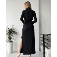 Чорна довга сукня з бічними вирізами