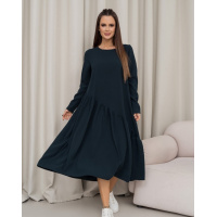 Зеленое платье с асимметричным воланом