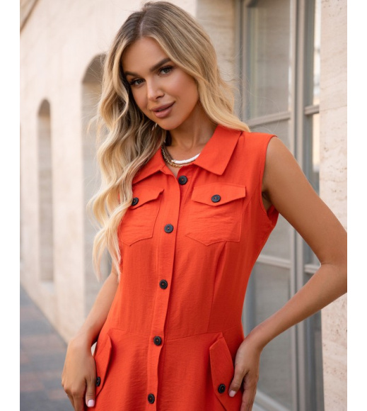 Оранжевое длинное платье-рубашка из льна