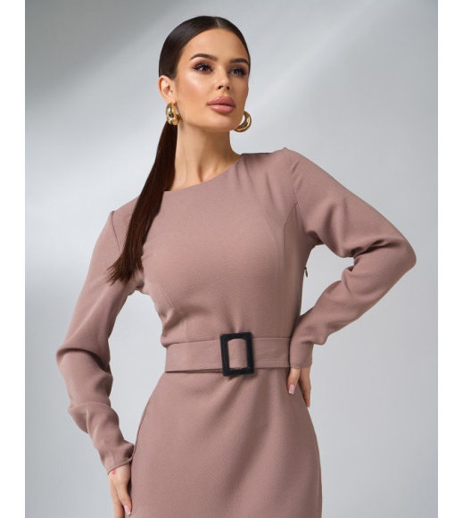 Бежевое элегантное платье в стиле годе