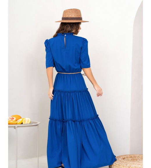Синя довга сукня з рюшами