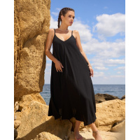 Льняное черное платье-трапеция на бретельках