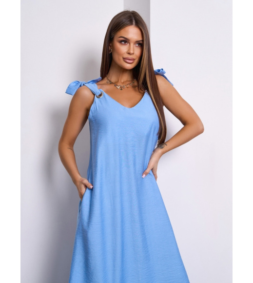 Голубой льняной сарафан на завязках
