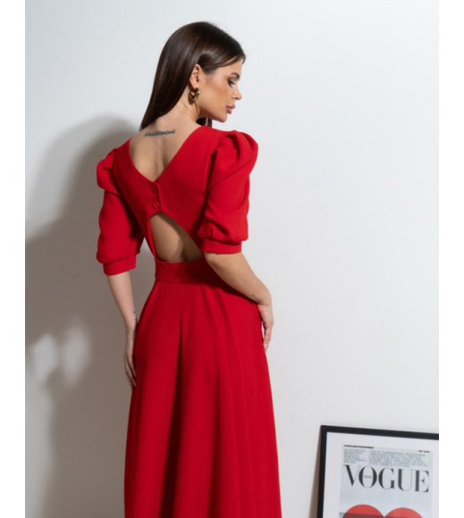 Червона сукня з декоративною спинкою