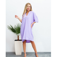 Сиреневое свободное платье с V-образной горловиной