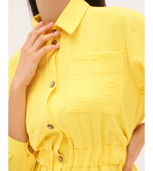 Желтое длинное платье-рубашка на пуговицах