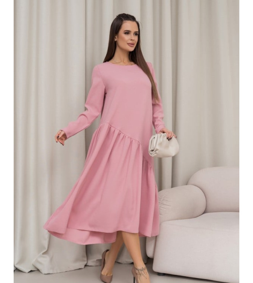 Рожеве плаття з асиметричним воланом
