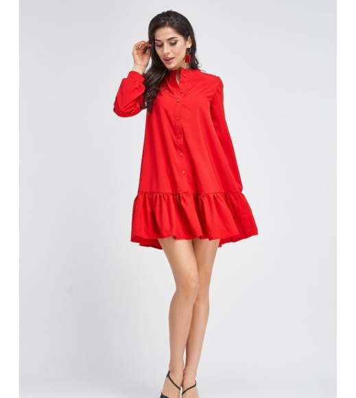 Красное расклешенное платье с планкой на пуговицах
