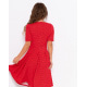 Красное в горошек классическое платье