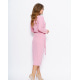 Розовое платье с длинными цельнокроенными рукавами