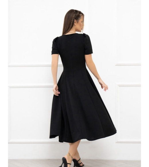 Черное ретро платье с пуговицами