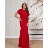 Красное платье макси длины