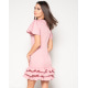 Розовое платье с рюшами и рукавами-бабочками