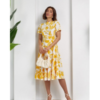 Горчично-белое платье классического силуэта