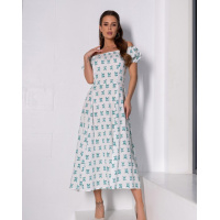 Белое нежное платье с открытыми плечами