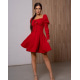 Красное присборенное платье с рюшами