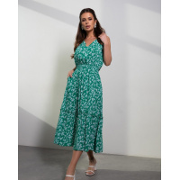 Зеленое цветочное платье с рюшами и воланом