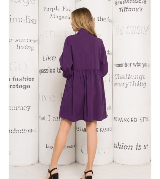 Фиолетовое свободное платье-рубашка со сборками