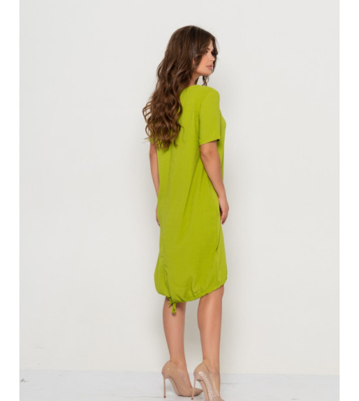 Оливковое асимметричное платье с кулиской