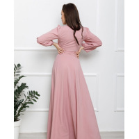 Рожеве довге плаття з кроєм на запах