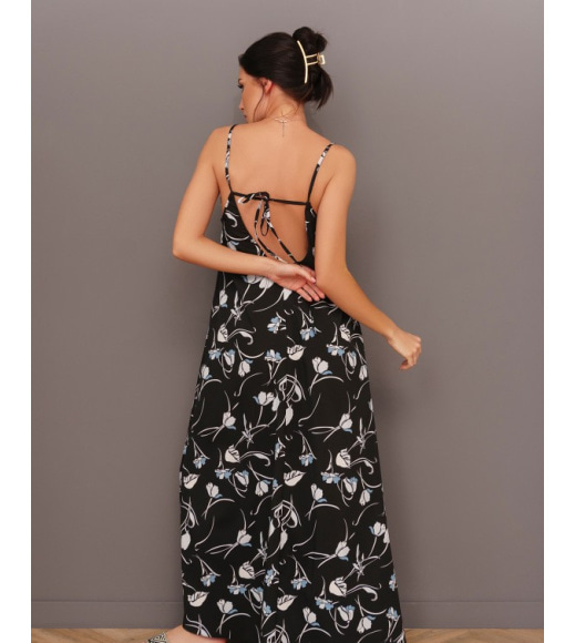 Черное платье-комбинация с цветочным принтом