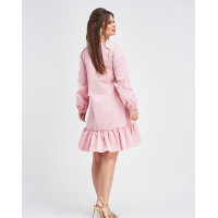 Розовое платье-трапеция с воланом