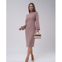 Бежевое платье карандаш с длинными рукавами