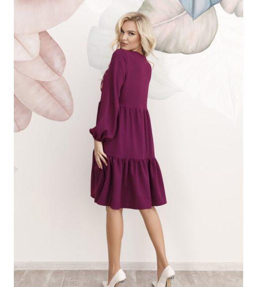 Фіолетова плаття-трапеція з воланами