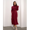 Бордовое ангоровое платье-гольф с боковыми разрезами