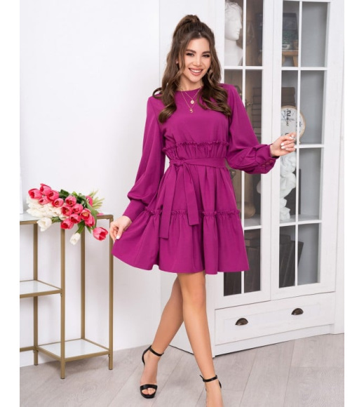 Фіолетова сукня-трапеція з рюшами