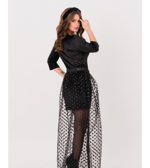 Чорна велюрова сукня з сітчастою знімною баскою