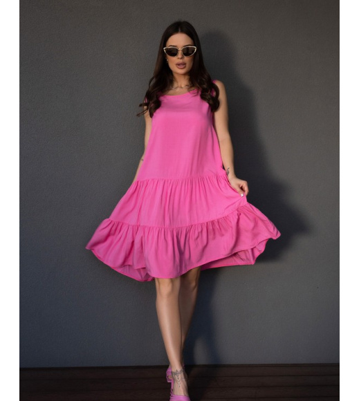 Розовое свободное платье с воланами