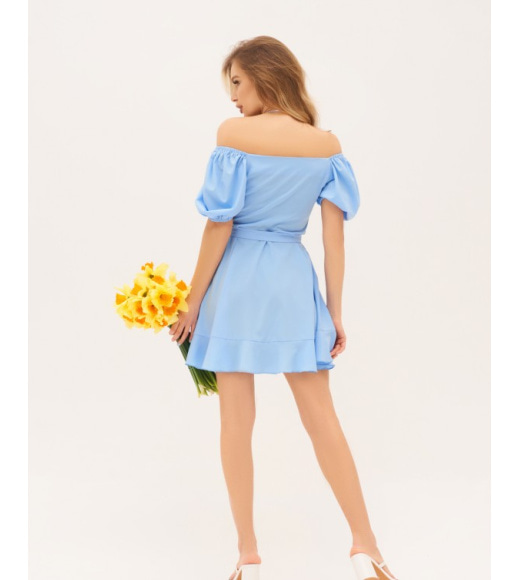 Голубое короткое платье с рукавами-фонариками