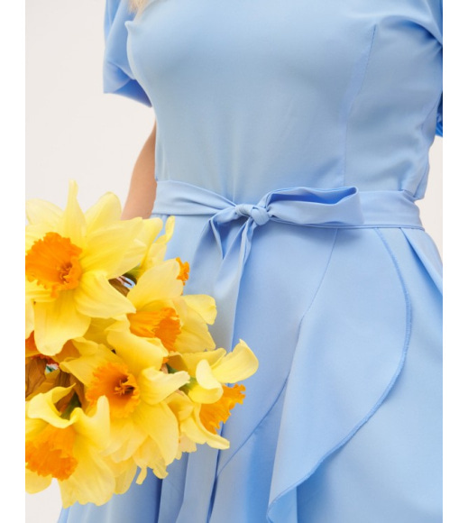 Голубое короткое платье с рукавами-фонариками