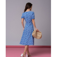Синее ретро платье с цветочным принтом и разрезом