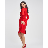 Червоне нарядне плаття з рюшами