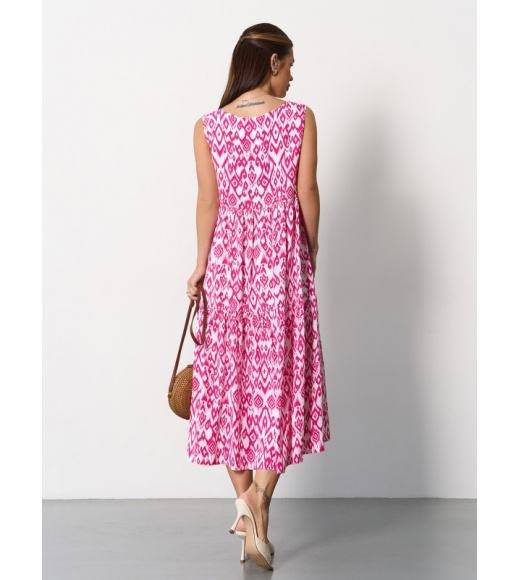 Малиновое хлопковое платье-трапеция с орнаментом
