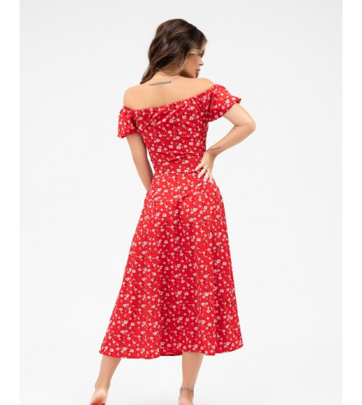 Красное цветочное ретро платье с разрезом