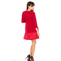 Красное платье-трапеция с присобранным краем и бантом из органзы