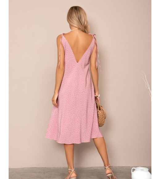 Розовое в горох платье в бельевом стиле