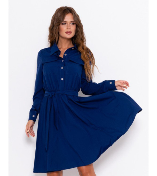 Синее платье-рубашка с длинными рукавами